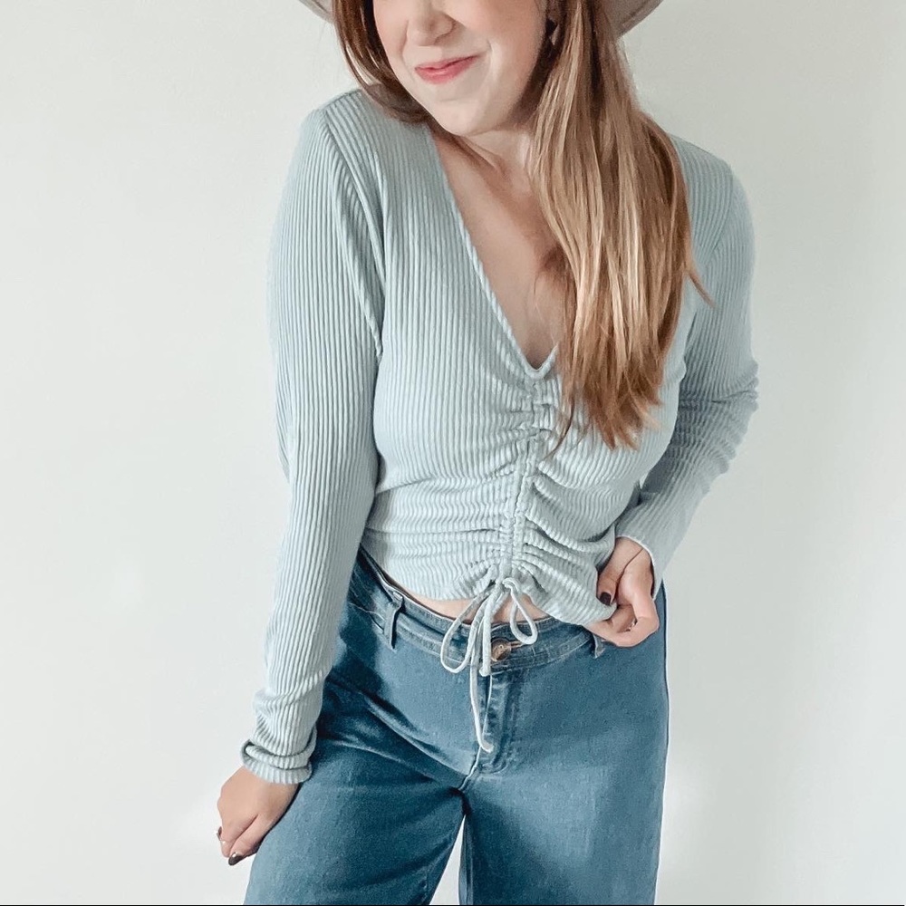 Garage tie crop top